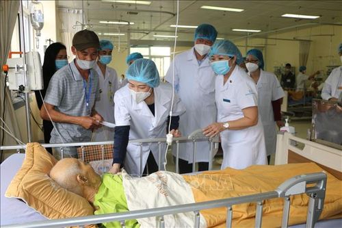 Chủ động từ sớm, từ xa, đáp ứng cao nhất yêu cầu chăm sóc, bảo vệ sức khỏe nhân dân