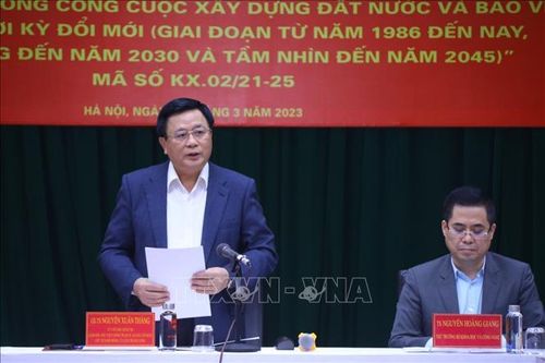 Nghiên cứu, vận dụng và phát triển sáng tạo tư tưởng Hồ Chí Minh trong cuộc sống