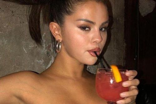 Những bức ảnh HOT nhất của 'cô dâu khuấy đảo mạng xã hội'