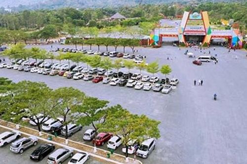 Cận cảnh 'dàn siêu xe' nơi núi Cấm