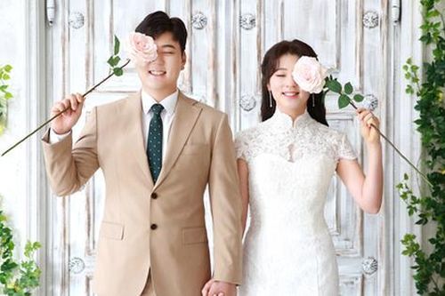 Chuyện tình chị em lên ngôi ở xứ sở kim chi