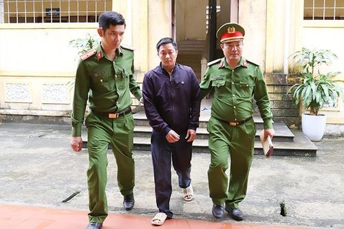 Uất ức vì không được trả lời tin nhắn, hung thủ chém bạn của vợ cũ bị thương