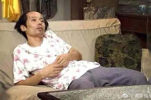 Người đàn ông 'nằm im' cũng kiếm được 1,1 triệu USD