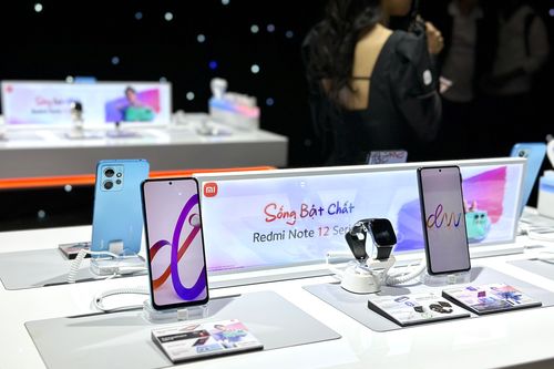 Loạt smartphone giá rẻ vừa ra mắt thị trường Việt Nam
