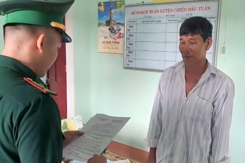Quảng Ngãi: Xử phạt 9 thuyền trưởng ngắt thiết bị giám sát hành trình tàu cá
