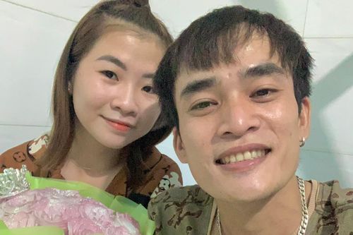 Nam công nhân kiếm triệu 'view' từ video đời thường