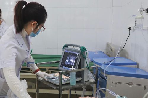 Thoát chết may mắn sau hành động dại dột vì bạn gái từ chối tình cảm