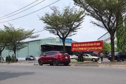 Công an TP HCM khám xét Trung tâm Đăng kiểm 50-01S