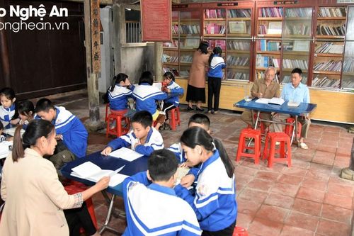 Lan tỏa văn hóa đọc từ những thư viện, tủ sách cộng đồng ở Nghệ An
