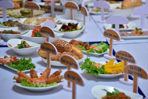 Công diễn 105 món ăn kèm bánh mì tại Lễ hội Bánh mì Việt Nam