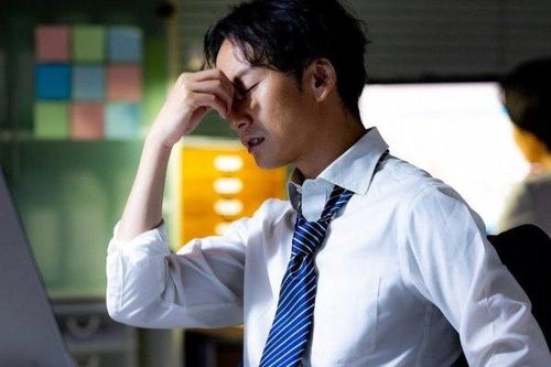 Nỗi sợ của đàn ông Nhật khi tan làm mà không dám về nhà ngay lập tức