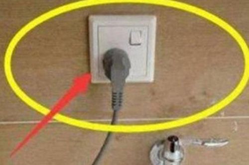 5 thiết bị ngốn điện số 1 hơn cả điều hòa: Dùng xong nhớ rút phích cắm kẻo cuối tháng hóa đơn tăng vọt
