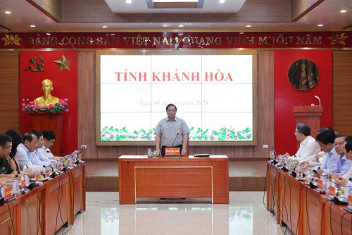 Thủ tướng nêu 5 yếu tố để Khánh Hòa phát triển thành cực tăng trưởng vùng