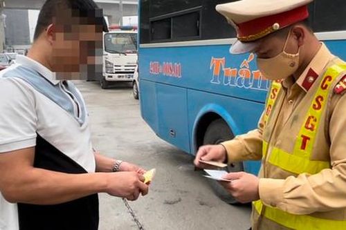 Hà Nội: Phát hiện tài xế xe khách dương tính với ma túy