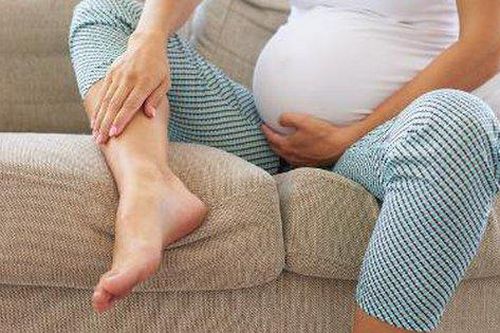 Món ăn bài thuốc chữa chứng phù thũng khi mang thai