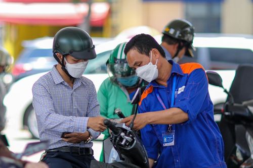 Giá xăng ngày mai có thể tăng