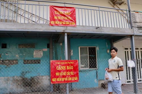 Người dân TP.HCM chưa muốn rời khỏi chung cư cũ nát