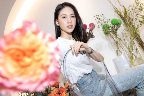 Bùi Quỳnh Hoa lên tiếng về tin đồn mua suất thi Miss Universe 2023