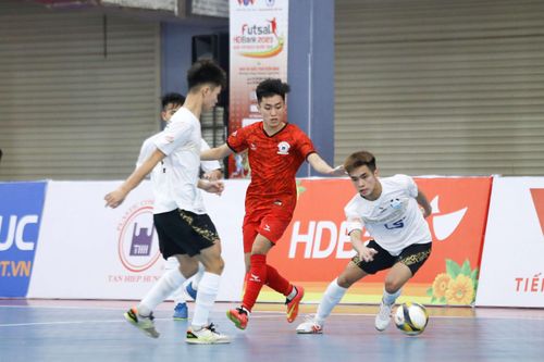 Thái Sơn Nam ngược dòng kịch tính, Hà Nội thua trận thứ 2