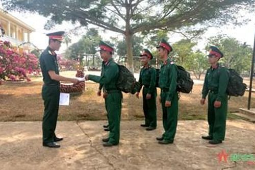 Thư gửi gia đình chiến sĩ