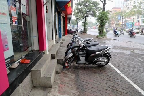 Hà Nội: Đường Xã Đàn sau 6 năm phá dỡ bậc thềm lấn vỉa hè