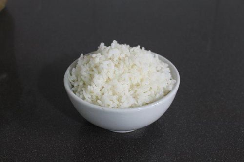 Sinh viên làm cơm ăn liền cho người tiểu đường