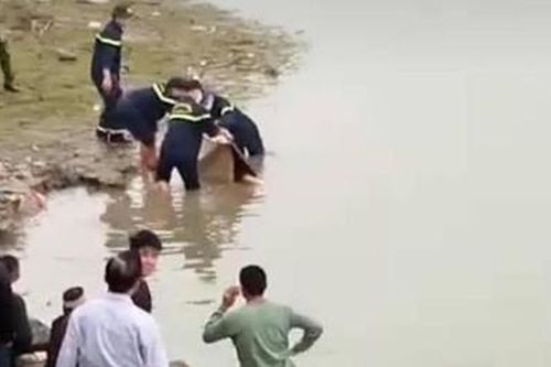 Phát hiện thi thể nữ giáo viên mầm non trên sông Lô