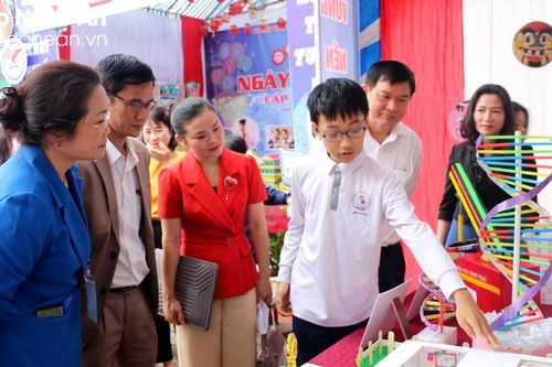 Học sinh thành phố Vinh hào hứng tham gia Ngày hội STEM