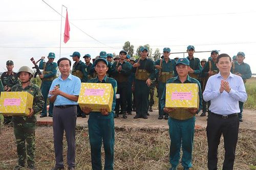 Tập trung xây dựng hệ thống chính trị trên địa bàn trong sạch vững mạnh