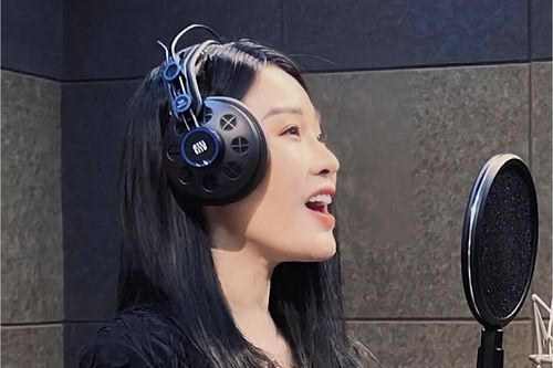 NSƯT Nguyễn Hương Giang thể hiện thành công Ca khúc 'Khắc ghi tên Người - Bác Ba Lê Duẩn'