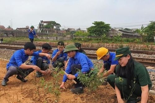 Đường sắt phát động phong trào đường hoa dài nhất Việt Nam