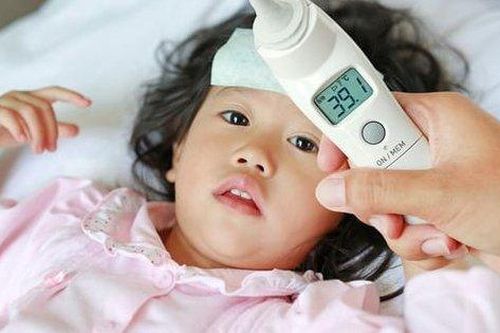 Chăm sóc đúng cách để giúp trẻ nhanh khỏi ốm