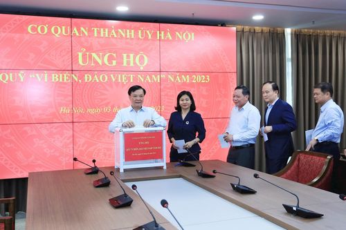 Cơ quan Thành ủy Hà Nội ủng hộ Quỹ 'Vì biển, đảo Việt Nam' năm 2023