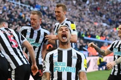 Vượt qua Man Utd, Newcastle vươn lên vị trí thứ 3 Ngoại hạng Anh