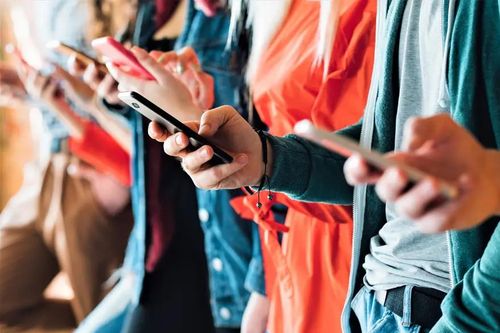 Điều gì đang cản trở tính sáng tạo của các hãng smartphone?