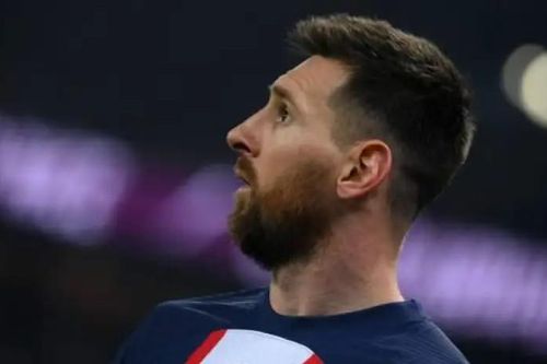 Messi tiếp tục bị la ó, fan PSG muốn anh rời Paris