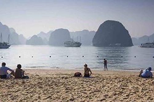Việt Nam lọt top 5 điểm đến ấn tượng mùa hè 2023