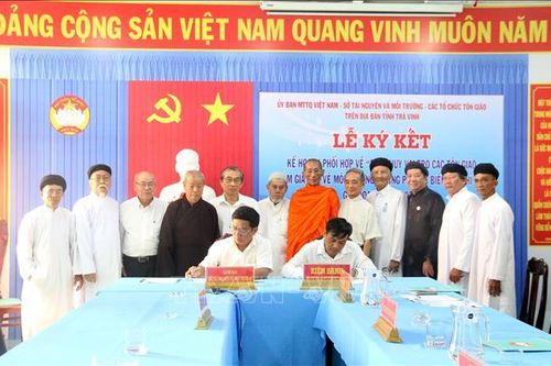 Phát huy vai trò các tôn giáo tham gia bảo vệ môi trường, ứng phó biến đổi khí hậu