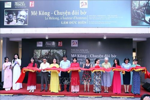 Triển lãm 'Mê Kông-Chuyện đôi bờ': Ký sự hình ảnh về cuộc sống