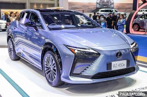 Chiêm ngưỡng Lexus RZ 450e vừa trình làng, giá từ 2,7 tỷ đồng
