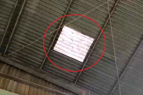 Bị chồng của bạn gái rượt đuổi, nam thanh niên rơi từ mái nhà xuống đất tử vong