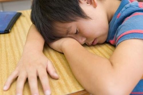 Những dấu hiệu đặc trưng của trẻ bị thiếu sắt