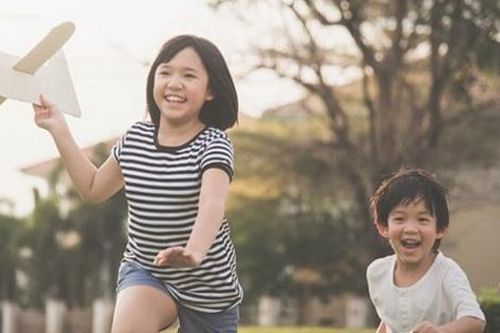 Nghiên cứu 75 năm của Đại học Harvard phát hiện bí quyết tạo nên cuộc đời của những đứa trẻ thành công