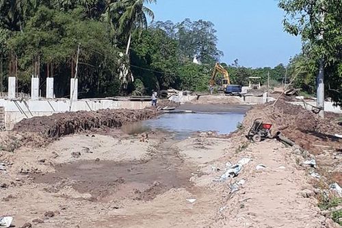 Gia hạn 14 giấy phép khai thác cát, góp phần giải quyết việc khan hiếm cát san lấp cho công trình