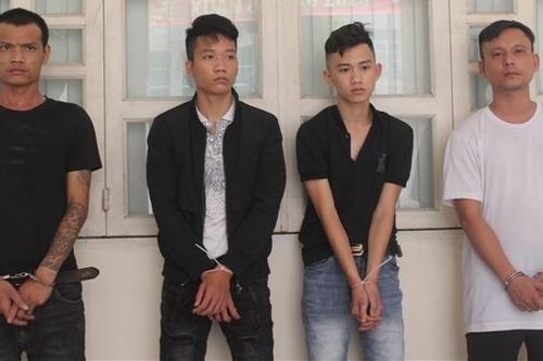 Mãn hạn tù, câu kết đồng bọn mở 'xưởng' sửa chữa, chế tạo súng