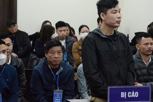 Bênh anh trai, chém nhiều người suýt mất mạng