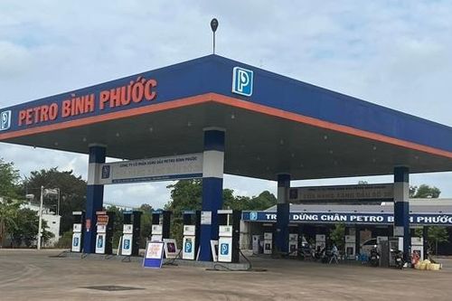 Kiểm tra cây xăng bị tố bơm hụt