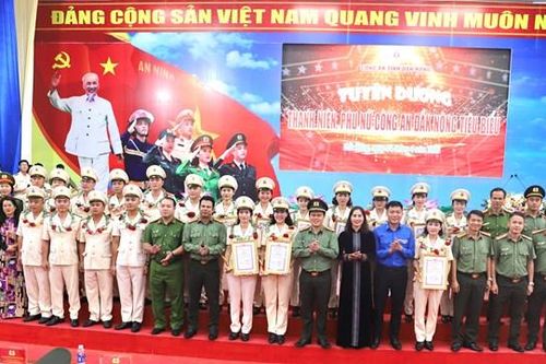 Đắk Nông: Tuyên dương nhiều gương thanh niên, phụ nữ tiêu biểu trong lực lượng Công an