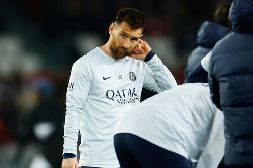 Cựu tuyển thủ Pháp: 'Cổ động viên PSG xúc phạm Messi'