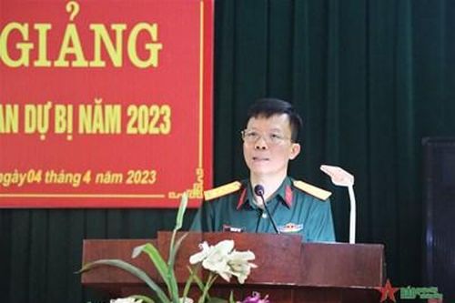 Bộ CHQS tỉnh Hưng Yên khai giảng lớp đào tạo Sĩ quan dự bị khóa 11 năm 2023